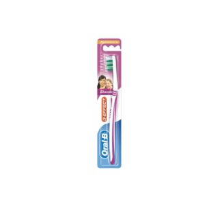 Oral B Toothbrush 3 Eff Classic Medium